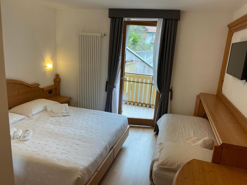 Hotel La Perla Andalo Ngoại thất bức ảnh