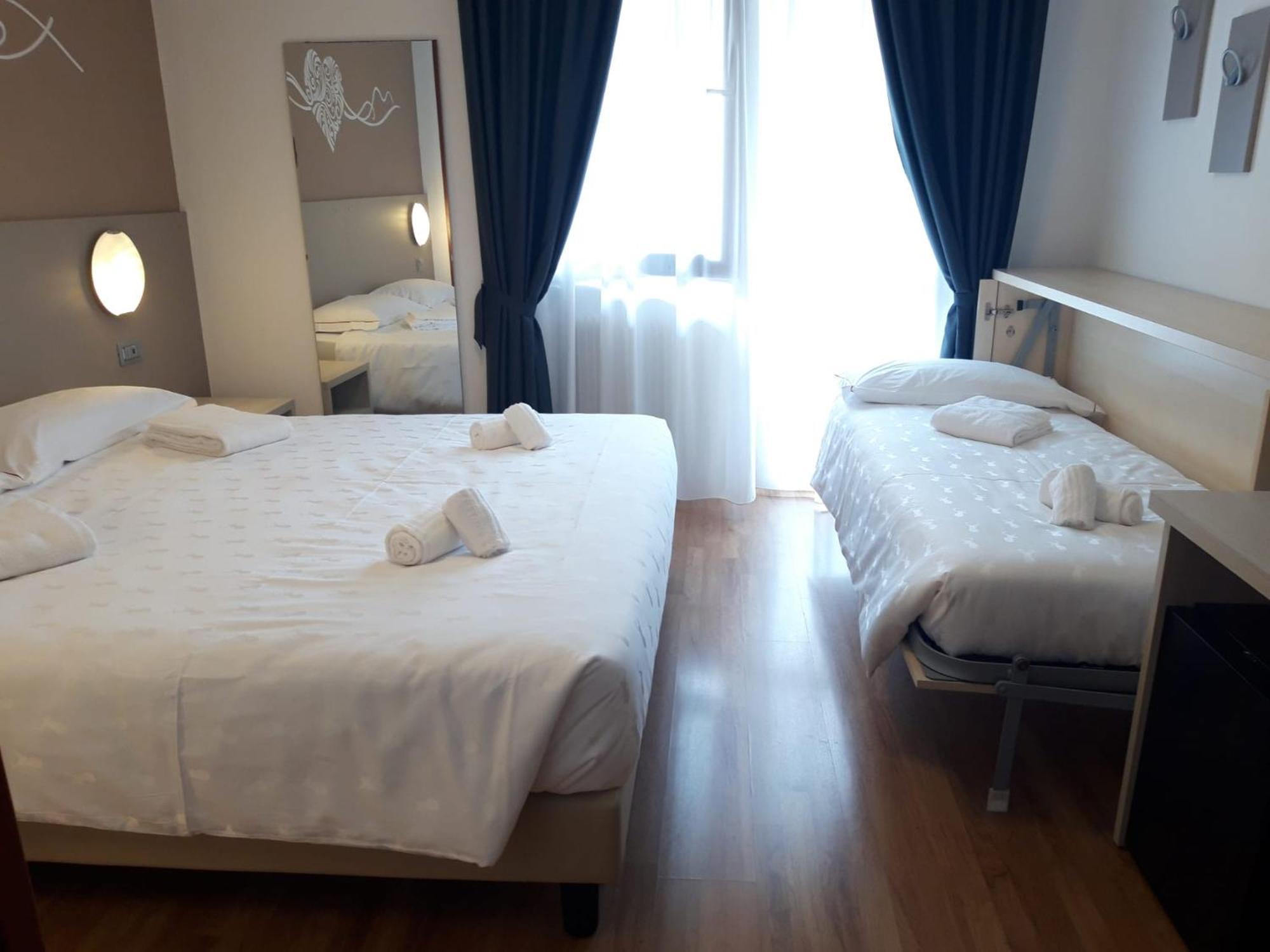 Hotel La Perla Andalo Ngoại thất bức ảnh