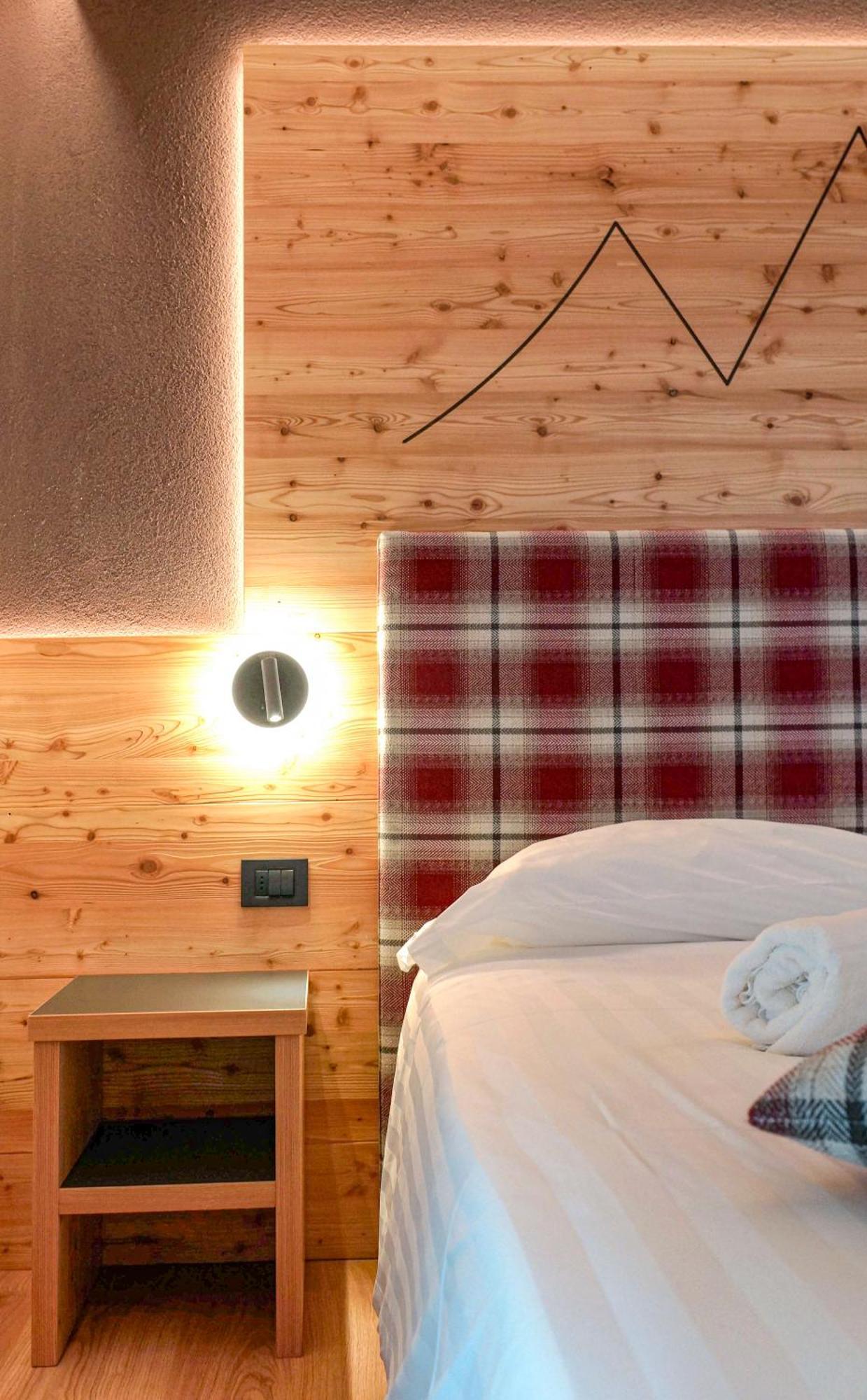 Hotel La Perla Andalo Ngoại thất bức ảnh