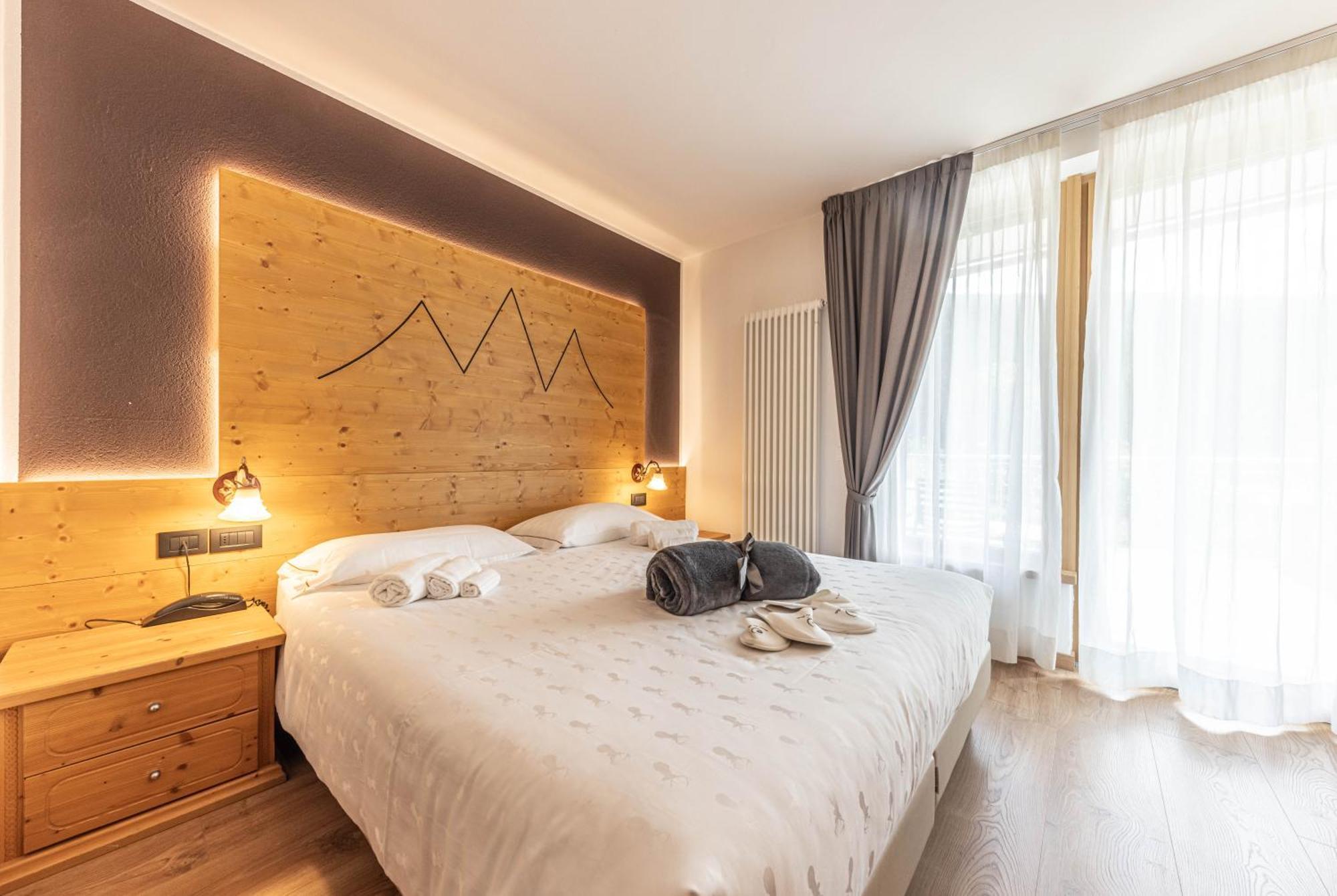 Hotel La Perla Andalo Ngoại thất bức ảnh