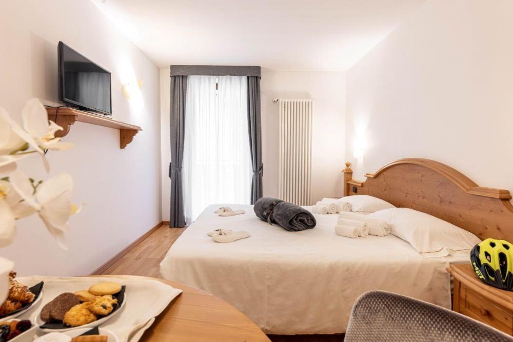 Hotel La Perla Andalo Ngoại thất bức ảnh
