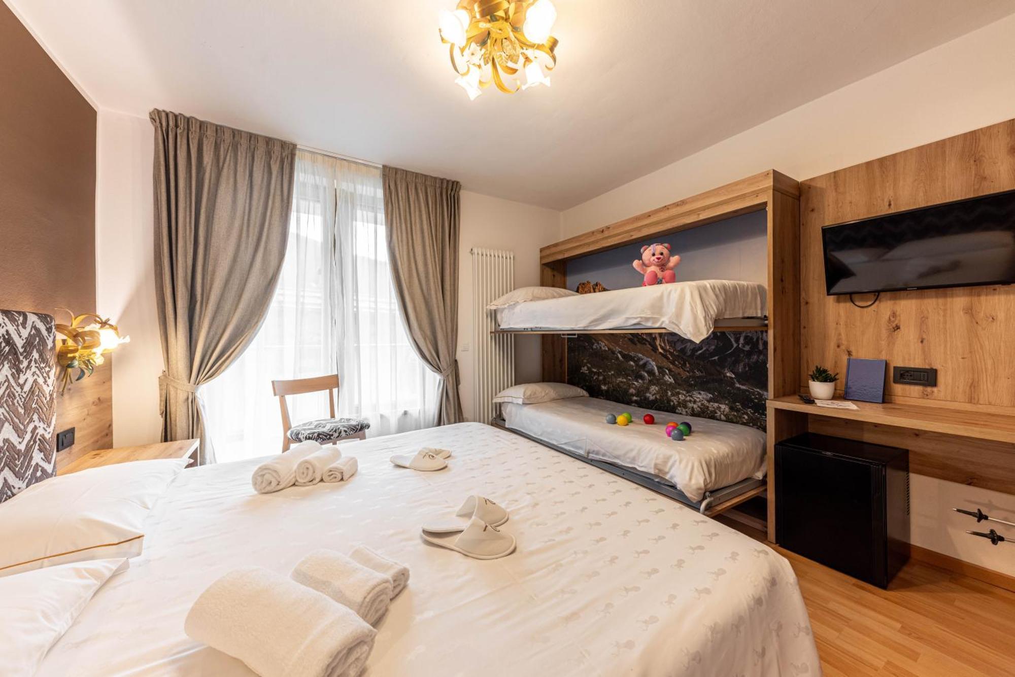 Hotel La Perla Andalo Ngoại thất bức ảnh