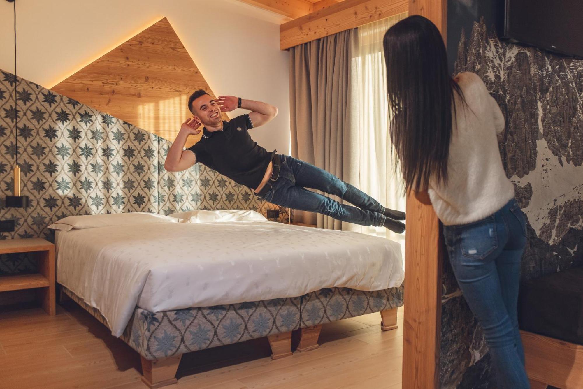 Hotel La Perla Andalo Ngoại thất bức ảnh