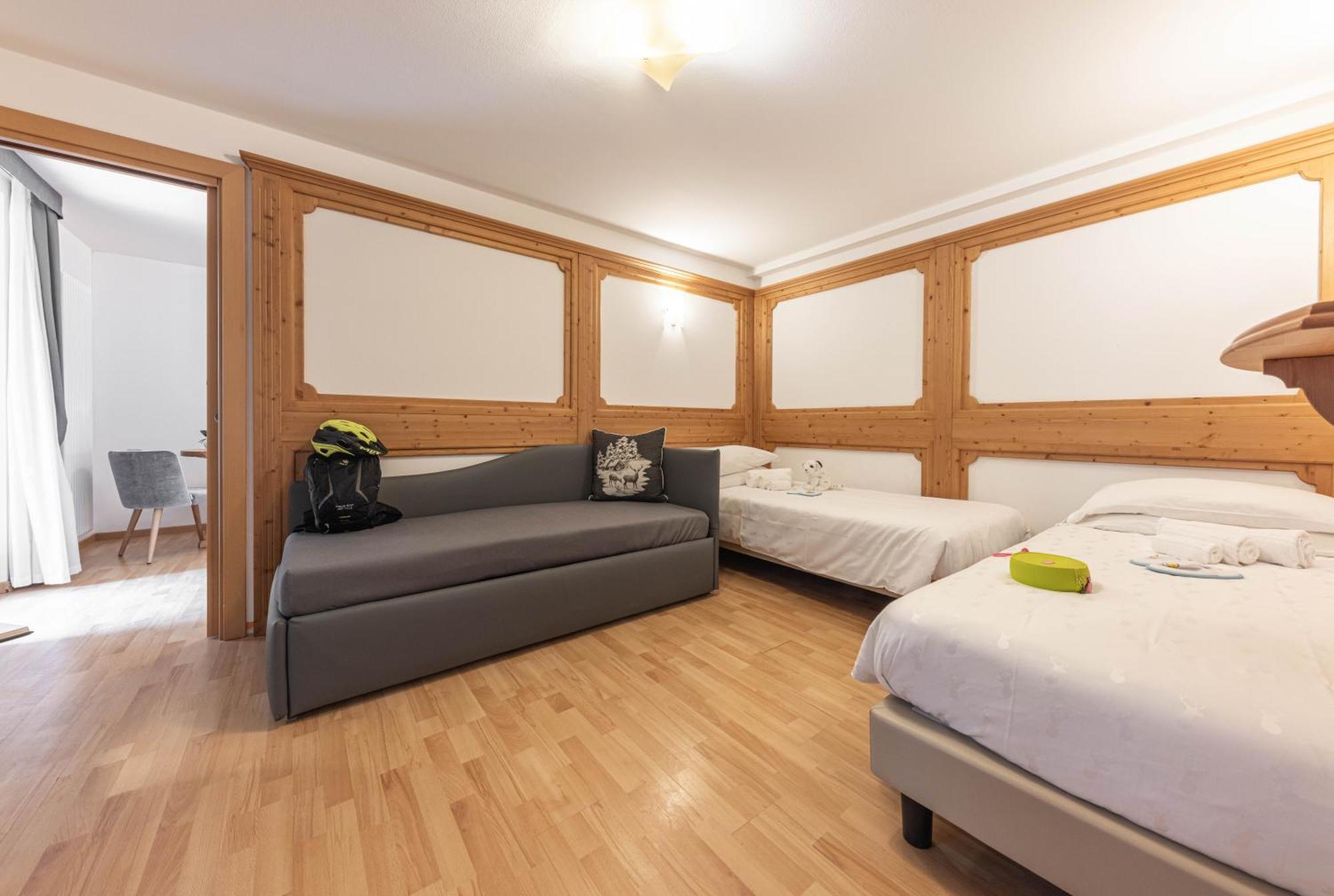 Hotel La Perla Andalo Ngoại thất bức ảnh